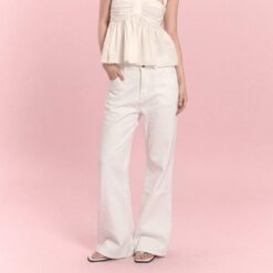 THE L STUDIOS - Quần Jeans Nữ Ống Loe Nhẹ Cạp Cao – Tôn Dáng, Kéo Dài Chân